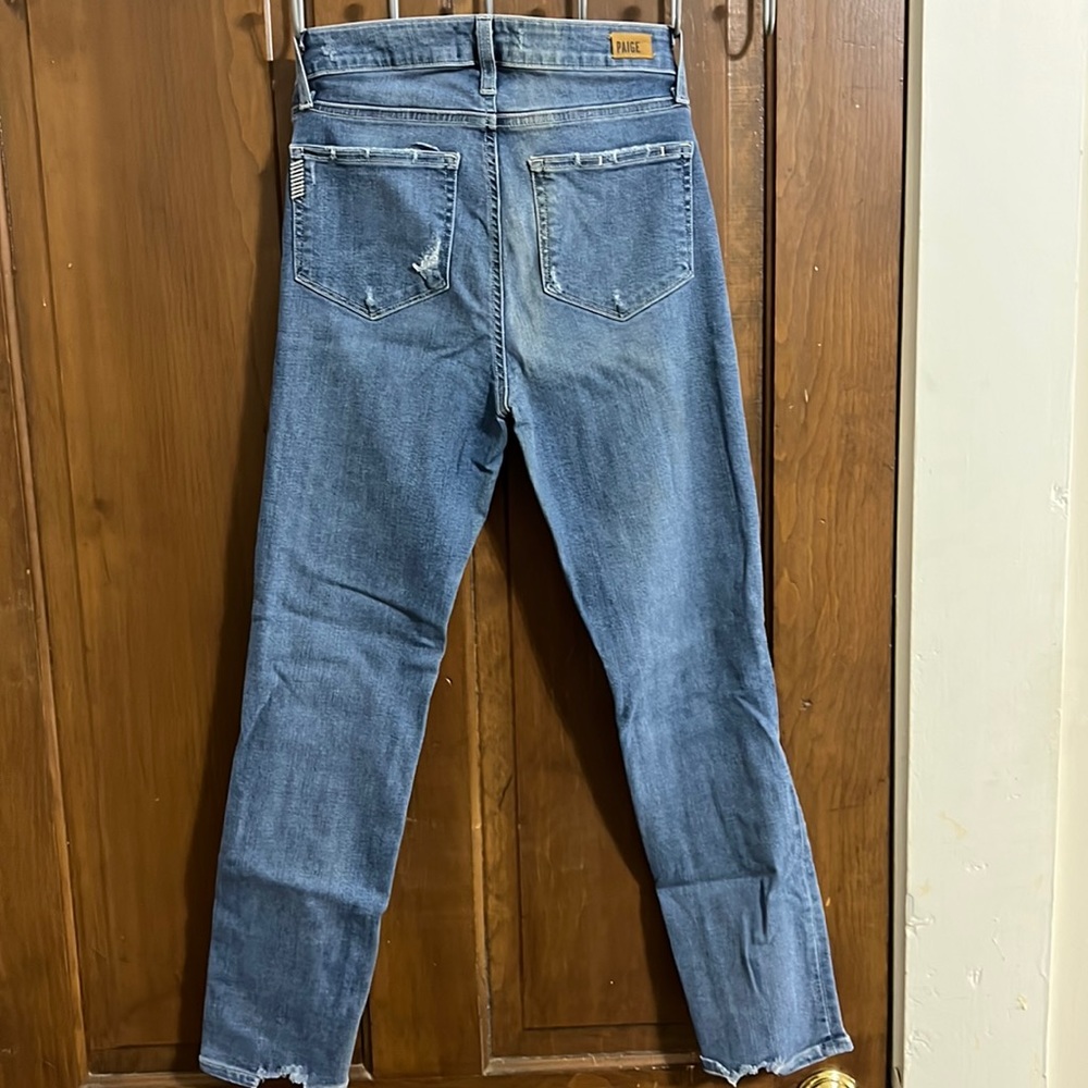 Paige denim jeans w/frayed hem sz28